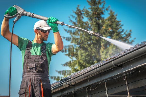 Cost of Gutter Washing in Goodyear