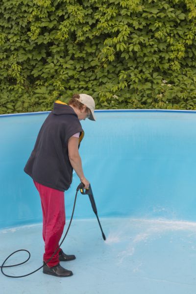 Cost of Pool Pressure Washing in Goodyear