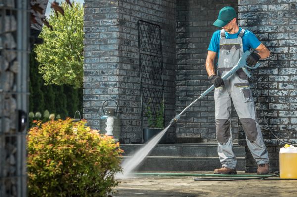 Outside House Cleaning in Goodyear