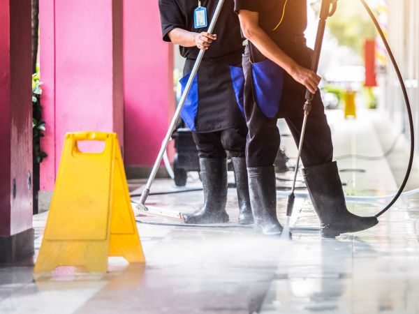 Store Powerwashing in Goodyear